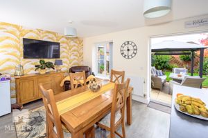 Photo 19- click for photo gallery